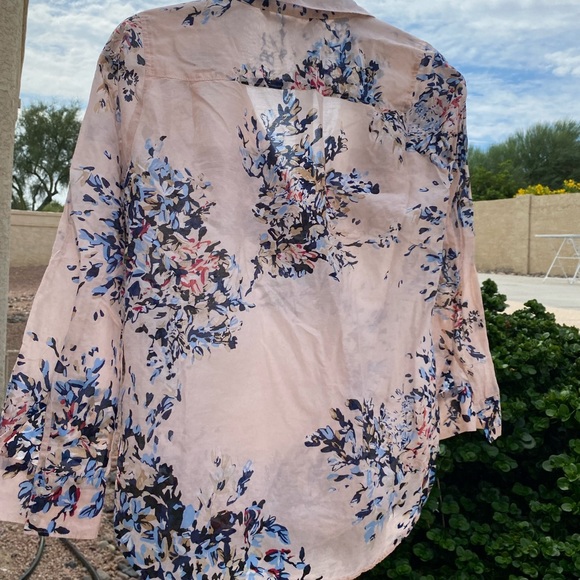 🍓 White House Black Market Floral Long Sleeve 4P 🍓 - Picture 3 of 3